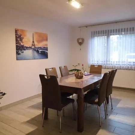 Lagenhof! Keine Monteure! Holiday home Gablenz